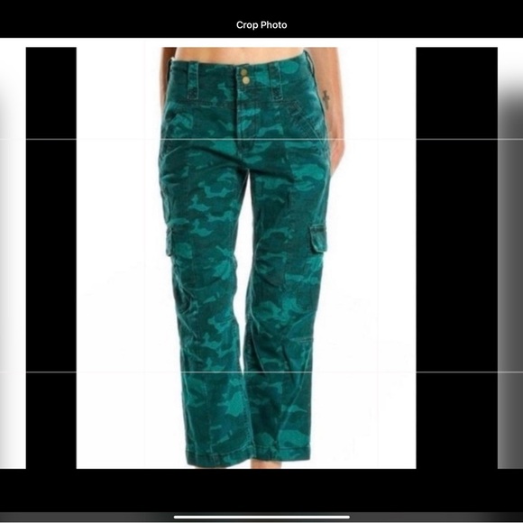 Anthropologie Pants - Anthropologie Austin Camo Cargo Pants Size 29